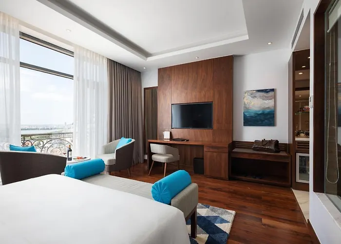 D'lecia Khách sạn Hạ Long