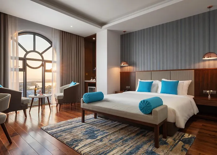 D'lecia Khách sạn Hạ Long