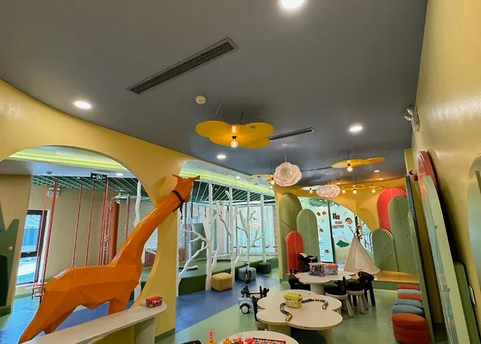 D'lecia Hotel